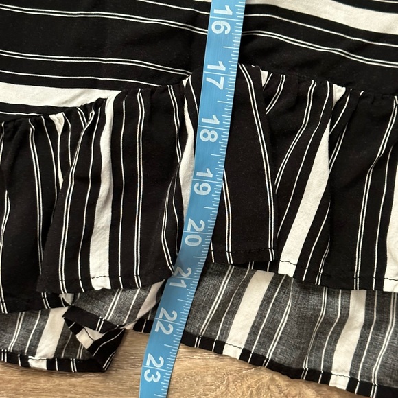 Gap Black & White Striped Long Sleeve Peplum Blouse Size Small - Picture 6 of 12